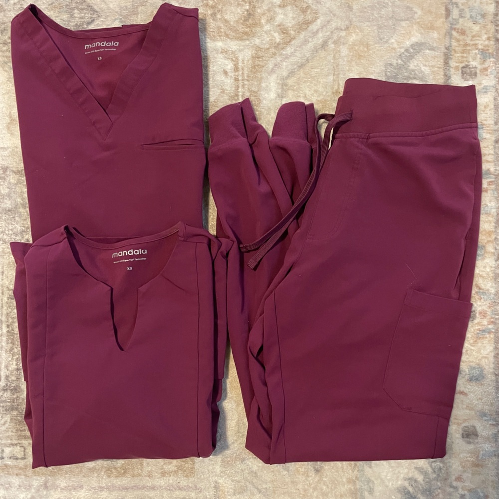 Mandala Scrubs Set Purple